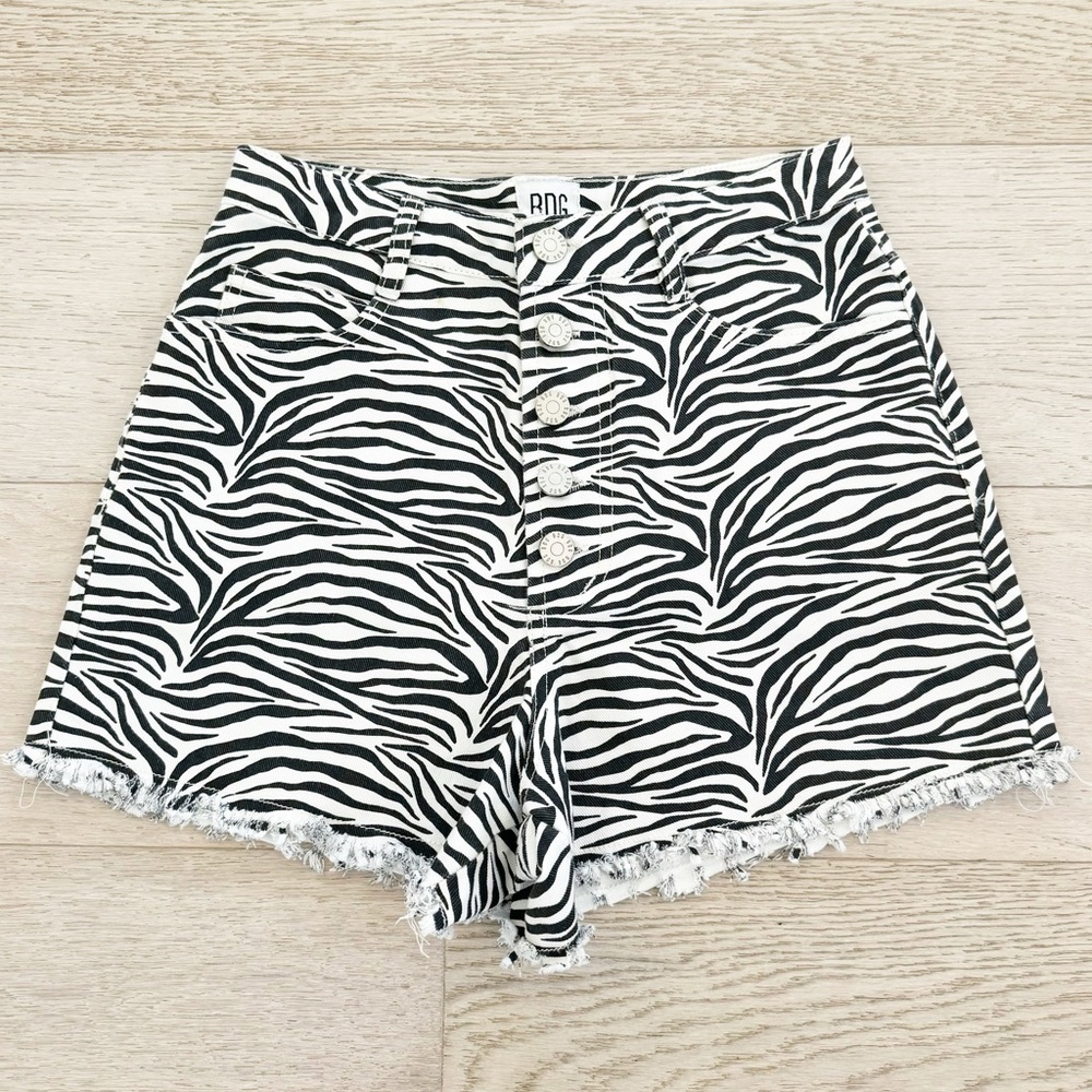 BDG Urban Outfitters Zebra High Rise Denim Shorts 27